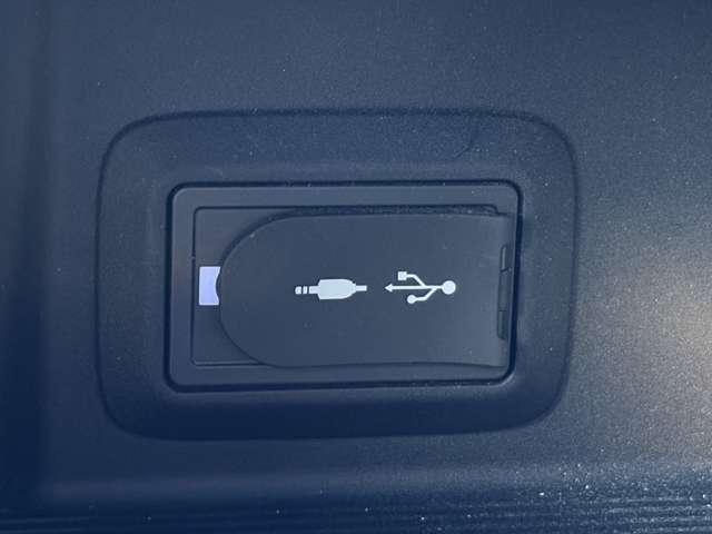 ハリアー Ｇ　セーフティセンス！ブラインドスポットモニター！純正ナビ＆ＢＴ＆バックカメラ！ＬＥＤヘッドライト！オートライト！純正アルミ！半革シート！デジタルインナーミラー！パワーバックドア！ビル（47枚目）