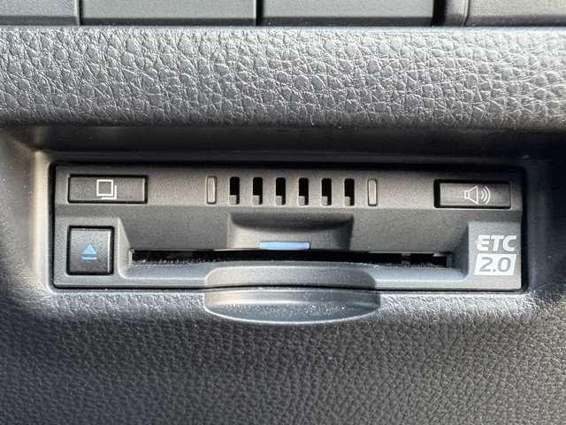 ハリアー Ｇ　セーフティセンス！ブラインドスポットモニター！純正ナビ＆ＢＴ＆バックカメラ！ＬＥＤヘッドライト！オートライト！純正アルミ！半革シート！デジタルインナーミラー！パワーバックドア！ビル（59枚目）