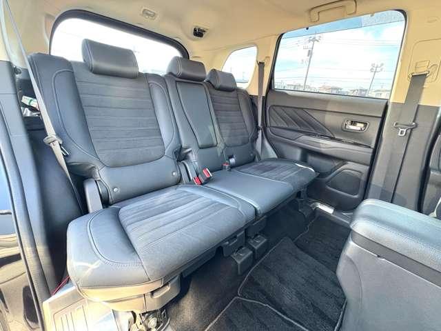 アウトランダーＰＨＥＶ Ｇナビパッケージ　４ＷＤ　ＳＲ★ＱＣ付★（21枚目）