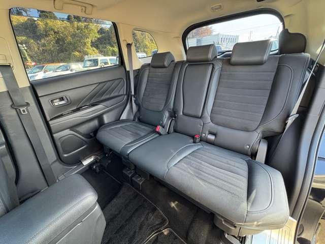 アウトランダーＰＨＥＶ Ｇナビパッケージ　４ＷＤ　ＳＲ★ＱＣ付★（22枚目）