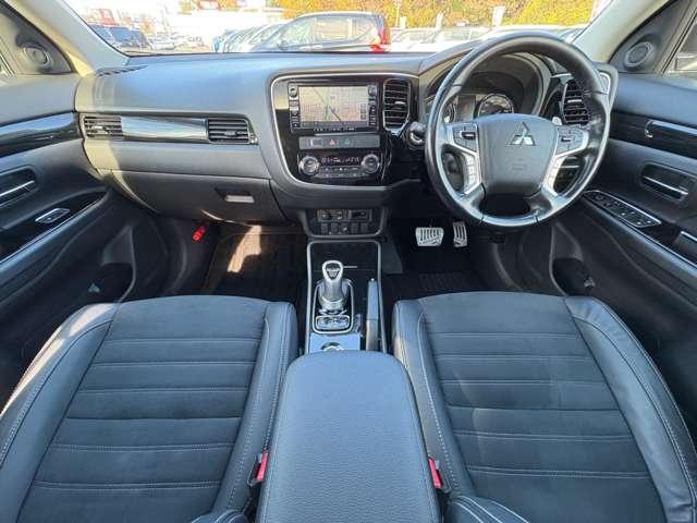アウトランダーＰＨＥＶ Ｇナビパッケージ　４ＷＤ　ＳＲ★ＱＣ付★（34枚目）
