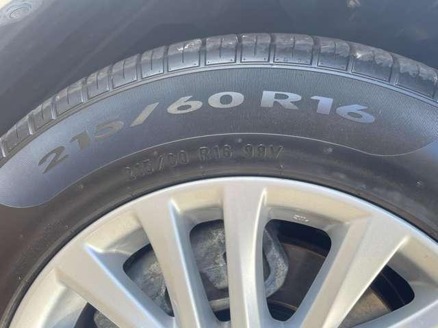 クラウンハイブリッド ロイヤルサルーン　禁煙車！後期型！クルーズコントロール！純正ナビ＆フルセグＴＶ＆ＢＴ＆バックカメラ！ＬＥＤライト！オートライト！純正アルミ！ビルトインＥＴＣ！シートヒーター！ステアリングヒーター！クルーズコントロール（10枚目）