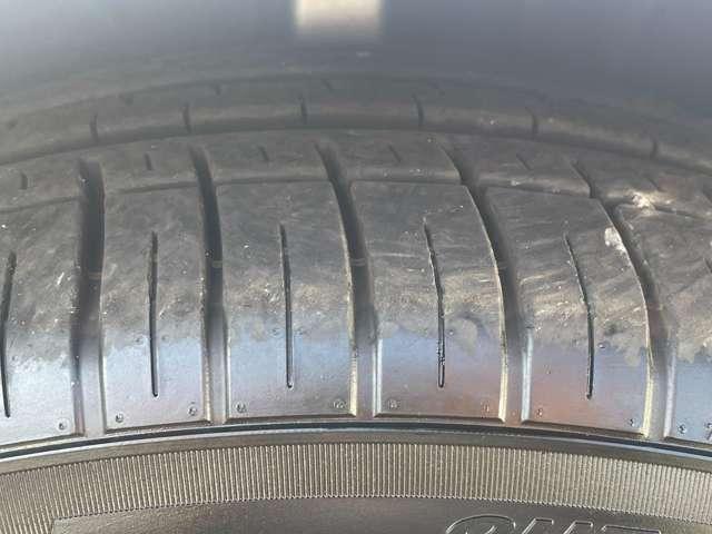 クラウンハイブリッド ロイヤルサルーン　禁煙車！後期型！クルーズコントロール！純正ナビ＆フルセグＴＶ＆ＢＴ＆バックカメラ！ＬＥＤライト！オートライト！純正アルミ！ビルトインＥＴＣ！シートヒーター！ステアリングヒーター！クルーズコントロール（13枚目）