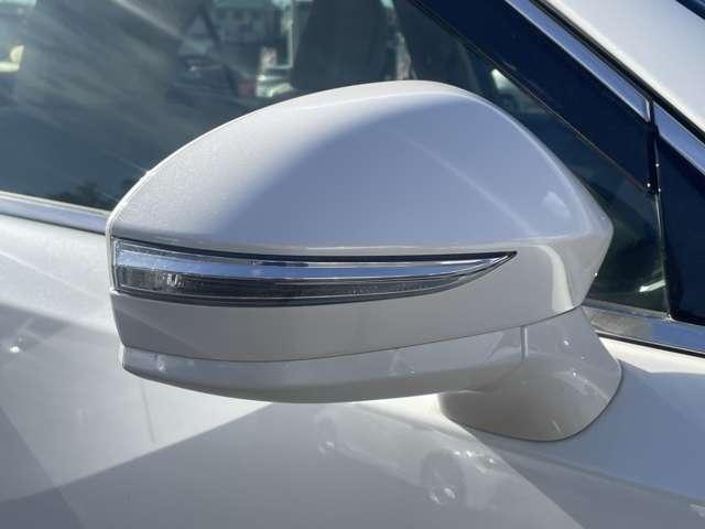 クラウンハイブリッド ロイヤルサルーン　禁煙車！後期型！クルーズコントロール！純正ナビ＆フルセグＴＶ＆ＢＴ＆バックカメラ！ＬＥＤライト！オートライト！純正アルミ！ビルトインＥＴＣ！シートヒーター！ステアリングヒーター！クルーズコントロール（14枚目）