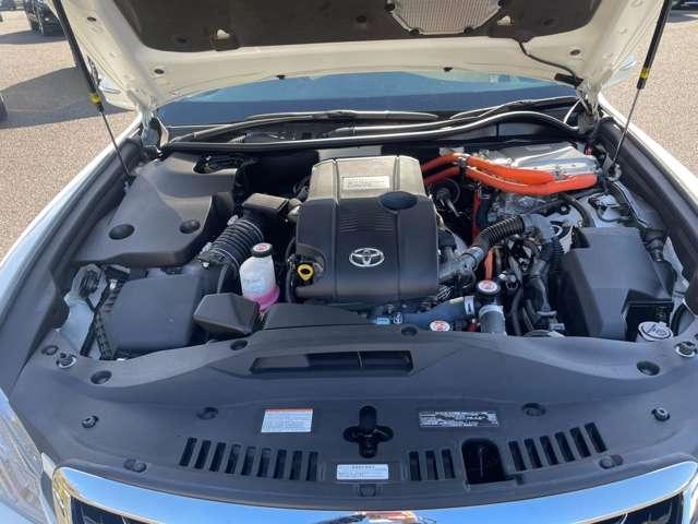 クラウンハイブリッド ロイヤルサルーン　禁煙車！後期型！クルーズコントロール！純正ナビ＆フルセグＴＶ＆ＢＴ＆バックカメラ！ＬＥＤライト！オートライト！純正アルミ！ビルトインＥＴＣ！シートヒーター！ステアリングヒーター！クルーズコントロール（28枚目）