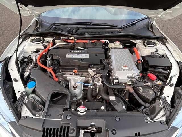 アコードハイブリッド ＥＸ　インターナビ＆フルセグＴＶ／衝突軽減／追従クルーズ／バックカメラ／木目調コンビステアリング／ビルトインＥＴＣ／ＬＥＤヘッドライト／１７インチアルミホイール（25枚目）