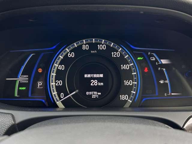 アコードハイブリッド ＥＸ　インターナビ＆フルセグＴＶ／衝突軽減／追従クルーズ／バックカメラ／木目調コンビステアリング／ビルトインＥＴＣ／ＬＥＤヘッドライト／１７インチアルミホイール（45枚目）