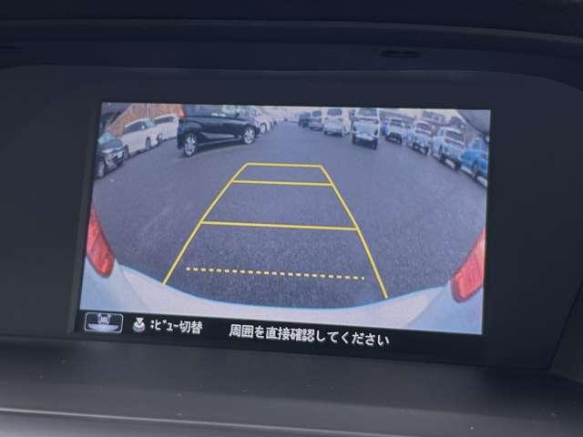 アコードハイブリッド ＥＸ　インターナビ＆フルセグＴＶ／衝突軽減／追従クルーズ／バックカメラ／木目調コンビステアリング／ビルトインＥＴＣ／ＬＥＤヘッドライト／１７インチアルミホイール（60枚目）