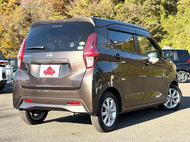 デイズ Ｘ　１オーナー／純正７インチメモリーナビ＆フルセグ／Ｂｌｕｅｔｏｏｔｈ／エマージェンシーブレーキ／アラウンドビューモニター／デジタルインナーミラー／ＥＴＣ／ドライブレコーダー／オートマチックハイビーム（4枚目）