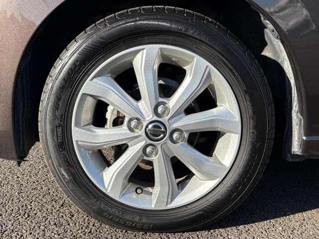 デイズ Ｘ　１オーナー／純正７インチメモリーナビ＆フルセグ／Ｂｌｕｅｔｏｏｔｈ／エマージェンシーブレーキ／アラウンドビューモニター／デジタルインナーミラー／ＥＴＣ／ドライブレコーダー／オートマチックハイビーム（11枚目）