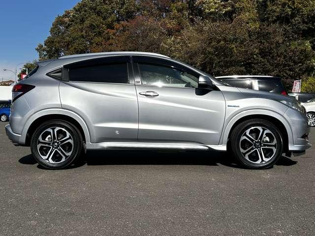 ヴェゼル ハイブリッドＺ・ホンダセンシング　追従型クルコン／禁煙車／ホンダセンシング／バックカメラ／ビルトインＥＴＣ／ハーフレザーシート／パドルシフト／ルーフレール／ＬＥＤヘッドライト／ＬＥＤフォグ／ＩＰＦデイタイムポジションランプキット（7枚目）