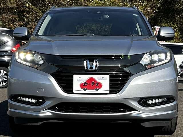 ヴェゼル ハイブリッドＺ・ホンダセンシング　追従型クルコン／禁煙車／ホンダセンシング／バックカメラ／ビルトインＥＴＣ／ハーフレザーシート／パドルシフト／ルーフレール／ＬＥＤヘッドライト／ＬＥＤフォグ／ＩＰＦデイタイムポジションランプキット（9枚目）