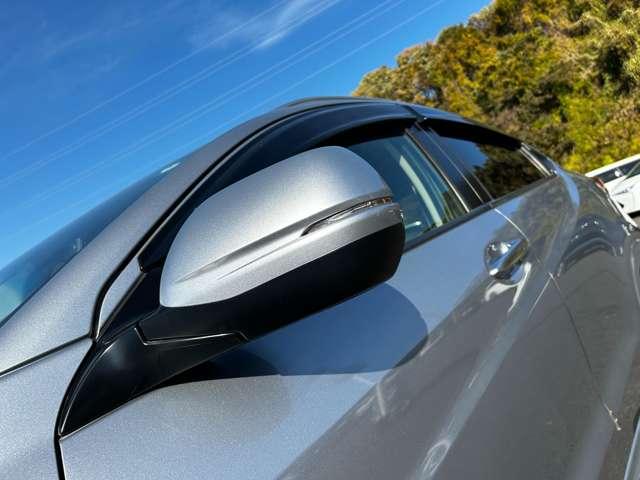 ヴェゼル ハイブリッドＺ・ホンダセンシング　追従型クルコン／禁煙車／ホンダセンシング／バックカメラ／ビルトインＥＴＣ／ハーフレザーシート／パドルシフト／ルーフレール／ＬＥＤヘッドライト／ＬＥＤフォグ／ＩＰＦデイタイムポジションランプキット（13枚目）