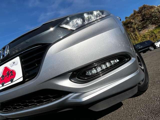 ヴェゼル ハイブリッドＺ・ホンダセンシング　追従型クルコン／禁煙車／ホンダセンシング／バックカメラ／ビルトインＥＴＣ／ハーフレザーシート／パドルシフト／ルーフレール／ＬＥＤヘッドライト／ＬＥＤフォグ／ＩＰＦデイタイムポジションランプキット（15枚目）