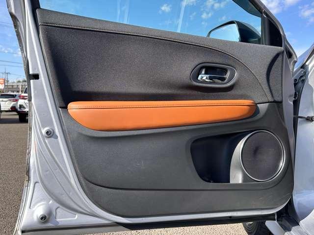 ヴェゼル ハイブリッドＺ・ホンダセンシング　追従型クルコン／禁煙車／ホンダセンシング／バックカメラ／ビルトインＥＴＣ／ハーフレザーシート／パドルシフト／ルーフレール／ＬＥＤヘッドライト／ＬＥＤフォグ／ＩＰＦデイタイムポジションランプキット（50枚目）