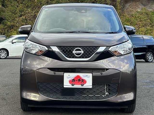 デイズ Ｘ　アイドリングストップ！インテリジェントエマージェンシーブレーキ！車線逸脱警報！純正ナビ＆フルセグＴＶ＆ＤＶＤ＆ＢＴ！インテリジェントアラウンドビューモニター！ウィンカーミラー！ワンオーナー（9枚目）