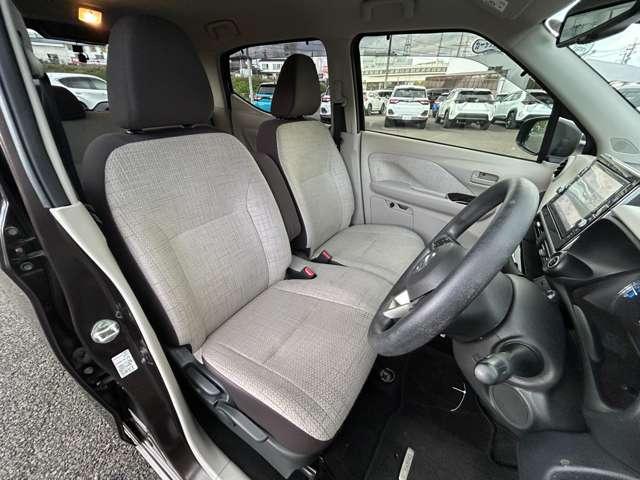 デイズ Ｘ　アイドリングストップ！インテリジェントエマージェンシーブレーキ！車線逸脱警報！純正ナビ＆フルセグＴＶ＆ＤＶＤ＆ＢＴ！インテリジェントアラウンドビューモニター！ウィンカーミラー！ワンオーナー（17枚目）