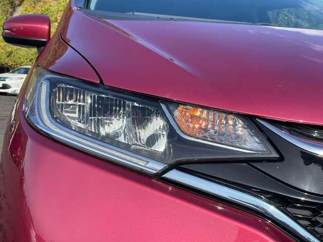 フィットハイブリッド Ｌ　ホンダセンシング　ホンダセンシング！ギャザーズナビ＆フルセグＴＶ＆ＤＶＤ＆ＢＴ＆バックカメラ！ＬＥＤヘッドライト！オートライト！ハーフレザーシート！純正ＥＴＣ！スマートキーシステム！（15枚目）