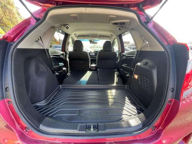 フィットハイブリッド Ｌ　ホンダセンシング　ホンダセンシング！ギャザーズナビ＆フルセグＴＶ＆ＤＶＤ＆ＢＴ＆バックカメラ！ＬＥＤヘッドライト！オートライト！ハーフレザーシート！純正ＥＴＣ！スマートキーシステム！（27枚目）