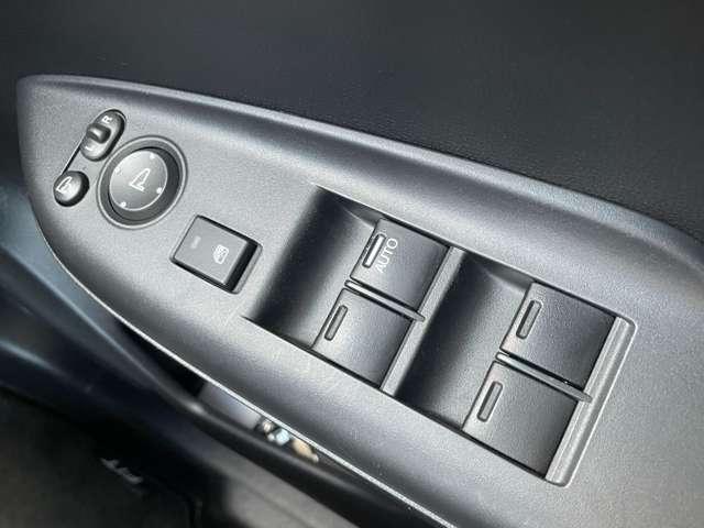 フィットハイブリッド Ｌ　ホンダセンシング　ホンダセンシング！ギャザーズナビ＆フルセグＴＶ＆ＤＶＤ＆ＢＴ＆バックカメラ！ＬＥＤヘッドライト！オートライト！ハーフレザーシート！純正ＥＴＣ！スマートキーシステム！（50枚目）