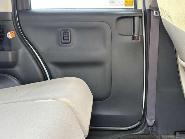 ムーヴキャンバス Ｇメイクアップ　ＳＡＩＩ　ストライプスカラー！アイドリングストップ！スマートアシスト２！ケンウッドナビ＆１セグＴＶ＆ＤＶＤ＆ＢＴ＆バックカメラ！両側パワースライドドア！ＬＥＤヘッドライト！オートライト！純正（35枚目）