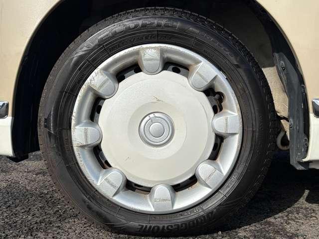 ムーヴキャンバス Ｘブラックインテリアリミテッド　ＳＡＩＩＩ　ストライプスカラー！アイドリングストップ！スマートアシスト３！純正ナビ＆フルセグＴＶ＆ＤＶＤ＆ＢＴ！パノラマモニター！社外リアモニター！オートライト！両側パワースライドドア！ＥＴＣ！禁煙車！（12枚目）