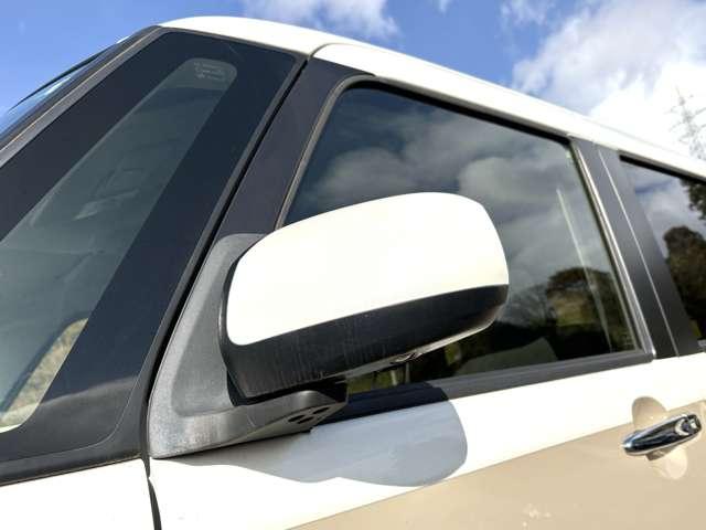 ムーヴキャンバス Ｘブラックインテリアリミテッド　ＳＡＩＩＩ　ストライプスカラー！アイドリングストップ！スマートアシスト３！純正ナビ＆フルセグＴＶ＆ＤＶＤ＆ＢＴ！パノラマモニター！社外リアモニター！オートライト！両側パワースライドドア！ＥＴＣ！禁煙車！（16枚目）