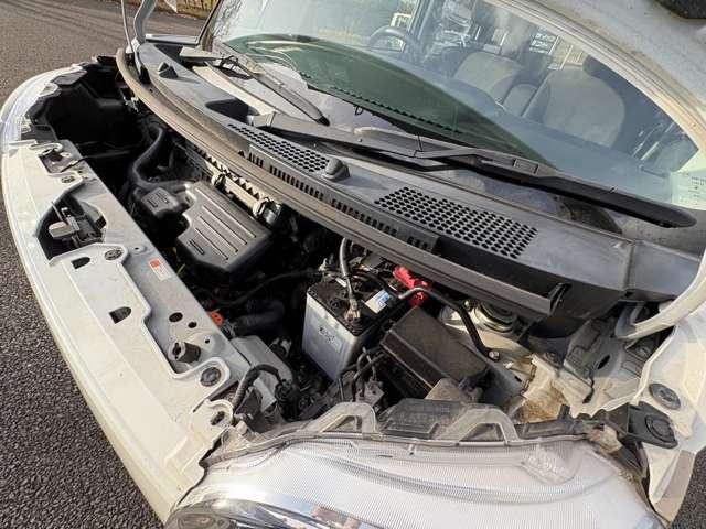 ムーヴキャンバス Ｘブラックインテリアリミテッド　ＳＡＩＩＩ　ストライプスカラー！アイドリングストップ！スマートアシスト３！純正ナビ＆フルセグＴＶ＆ＤＶＤ＆ＢＴ！パノラマモニター！社外リアモニター！オートライト！両側パワースライドドア！ＥＴＣ！禁煙車！（27枚目）