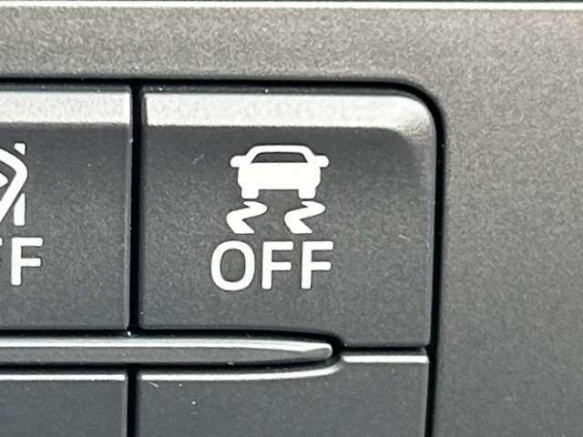 アクセラスポーツ ２２ＸＤ　Ｌパッケージ　アドバンスドＳＣＢＳ！レーンキープ・アシスト・システム！車線逸脱警報システム！マツダ・レーダークルーズコントロール！ＢＯＳＥサウンドシステム！純正ナビ！フルセグＴＶ！バックカメラ！４ＷＤ！（43枚目）