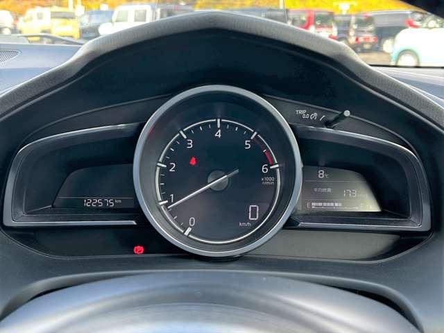 アクセラスポーツ ２２ＸＤ　Ｌパッケージ　アドバンスドＳＣＢＳ！レーンキープ・アシスト・システム！車線逸脱警報システム！マツダ・レーダークルーズコントロール！ＢＯＳＥサウンドシステム！純正ナビ！フルセグＴＶ！バックカメラ！４ＷＤ！（48枚目）