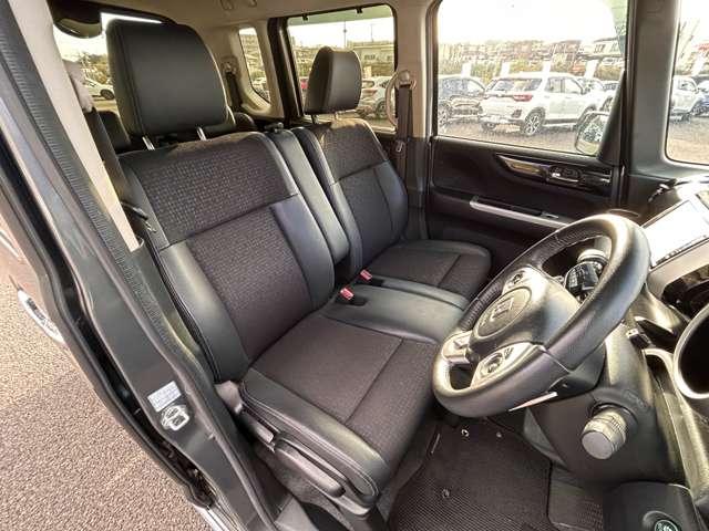 Ｎ－ＢＯＸ Ｇ　ターボＳＳパッケージ　９型フリップダウンＭ／禁煙／純正７型ナビ／両側パワスラ／ビルトインＥＴＣ／純正ドラレコ／パドルシフト／クルーズコントロール／バックカメラ／Ｂｌｕｅｔｏｏｔｈ／フルセグ／ベンチシート／純正１５インチＡＷ（18枚目）