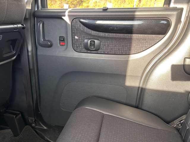 Ｎ－ＢＯＸ Ｇ　ターボＳＳパッケージ　９型フリップダウンＭ／禁煙／純正７型ナビ／両側パワスラ／ビルトインＥＴＣ／純正ドラレコ／パドルシフト／クルーズコントロール／バックカメラ／Ｂｌｕｅｔｏｏｔｈ／フルセグ／ベンチシート／純正１５インチＡＷ（54枚目）