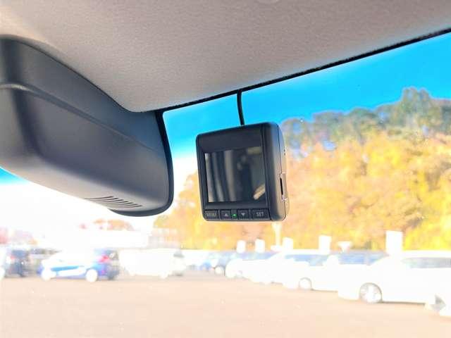 Ｎ－ＢＯＸ Ｇ　ターボＳＳパッケージ　９型フリップダウンＭ／禁煙／純正７型ナビ／両側パワスラ／ビルトインＥＴＣ／純正ドラレコ／パドルシフト／クルーズコントロール／バックカメラ／Ｂｌｕｅｔｏｏｔｈ／フルセグ／ベンチシート／純正１５インチＡＷ（57枚目）