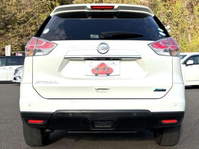 エクストレイル ２０Ｘ　ハイブリッド　エマージェンシーブレーキＰ　４ＷＤ　エマージェンシーブレーキ！車線逸脱警報！後側方車両検知警報！フロント・リアソナー！ふらつき警報！オートライト！純正ナビ！フルセグＴＶ（走行時視聴可）！シートヒーター！ＬＥＤヘッドライト／カブロンシート（7枚目）