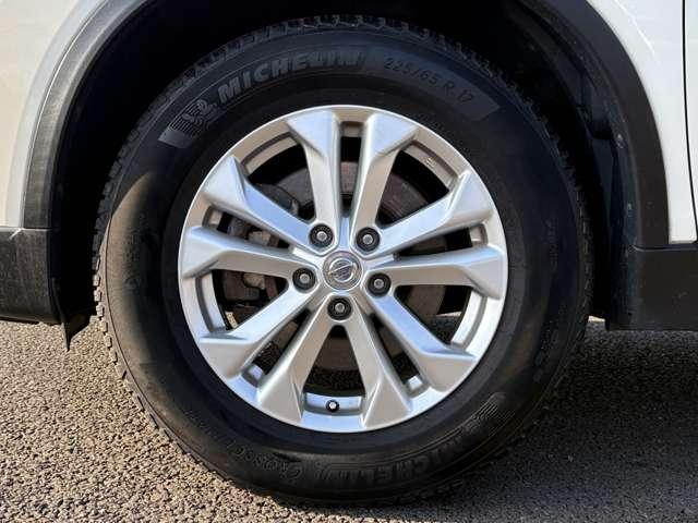 エクストレイル ２０Ｘ　ハイブリッド　エマージェンシーブレーキＰ　４ＷＤ　エマージェンシーブレーキ！車線逸脱警報！後側方車両検知警報！フロント・リアソナー！ふらつき警報！オートライト！純正ナビ！フルセグＴＶ（走行時視聴可）！シートヒーター！ＬＥＤヘッドライト／カブロンシート（12枚目）