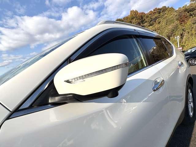 エクストレイル ２０Ｘ　ハイブリッド　エマージェンシーブレーキＰ　４ＷＤ　エマージェンシーブレーキ！車線逸脱警報！後側方車両検知警報！フロント・リアソナー！ふらつき警報！オートライト！純正ナビ！フルセグＴＶ（走行時視聴可）！シートヒーター！ＬＥＤヘッドライト／カブロンシート（15枚目）