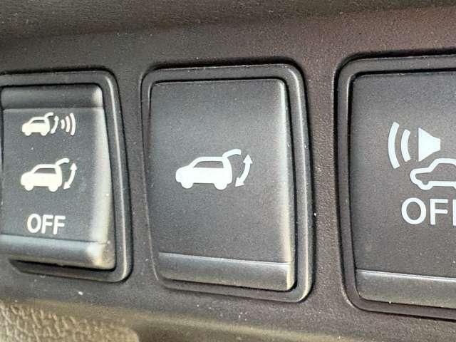 エクストレイル ２０Ｘ　ハイブリッド　エマージェンシーブレーキＰ　４ＷＤ　エマージェンシーブレーキ！車線逸脱警報！後側方車両検知警報！フロント・リアソナー！ふらつき警報！オートライト！純正ナビ！フルセグＴＶ（走行時視聴可）！シートヒーター！ＬＥＤヘッドライト／カブロンシート（46枚目）