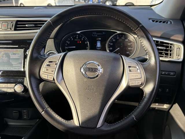 エクストレイル ２０Ｘ　ハイブリッド　エマージェンシーブレーキＰ　４ＷＤ　エマージェンシーブレーキ！車線逸脱警報！後側方車両検知警報！フロント・リアソナー！ふらつき警報！オートライト！純正ナビ！フルセグＴＶ（走行時視聴可）！シートヒーター！ＬＥＤヘッドライト／カブロンシート（51枚目）