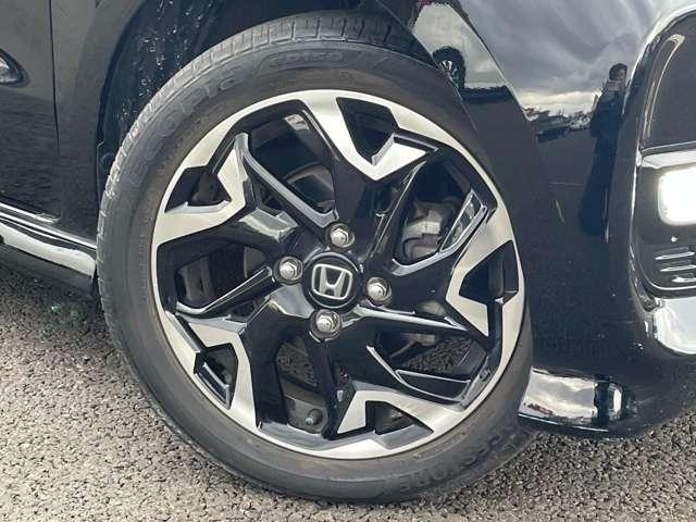 Ｎ－ＢＯＸカスタム Ｇ・Ｌターボホンダセンシング　２トーンカラースタイル！アイドリングストップ！ホンダセンシング！ギャザーズナビ＆フルセグＴＶ＆ＤＶＤ＆ＢＴ＆バックカメラ！両側パワースライドドア！ＬＥＤヘッドライト！オートライト！（11枚目）