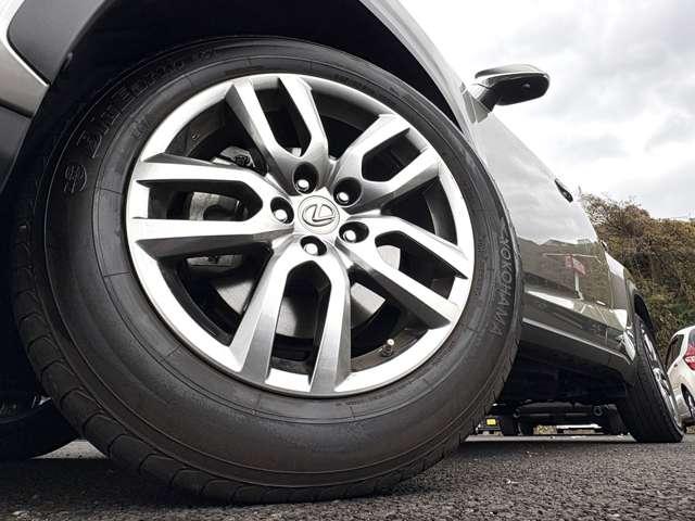 NX NX300h バージョンL プリクラッシュセーフティシステム!ブラインドスポットモニター!純正ナビ&フルセグTV&BT!パノラミックビューモニター!3眼LEDヘッドライト!レザーシート!シートヒーター&ベンチ(10枚目)