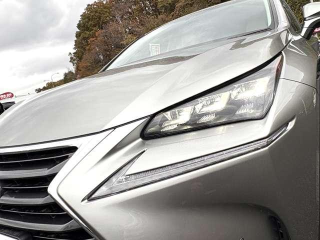NX NX300h バージョンL プリクラッシュセーフティシステム!ブラインドスポットモニター!純正ナビ&フルセグTV&BT!パノラミックビューモニター!3眼LEDヘッドライト!レザーシート!シートヒーター&ベンチ(16枚目)