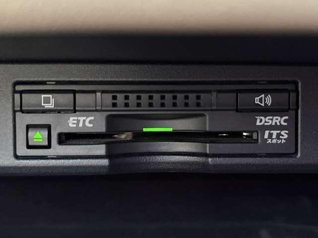 NX NX300h バージョンL プリクラッシュセーフティシステム!ブラインドスポットモニター!純正ナビ&フルセグTV&BT!パノラミックビューモニター!3眼LEDヘッドライト!レザーシート!シートヒーター&ベンチ(58枚目)