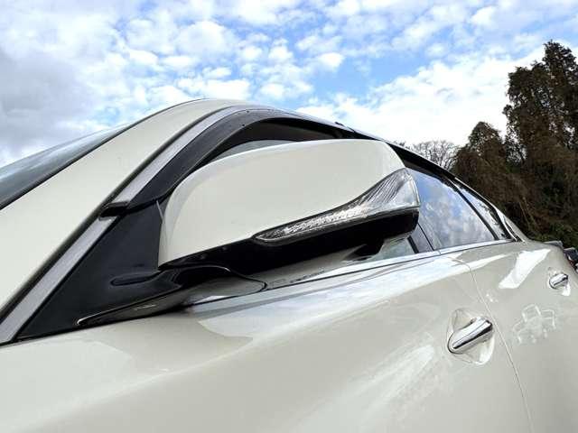 「ウインカーミラー」　見た目だけでなく、対向車からの視認性向上につながって安全度もアップ☆