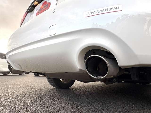 マフラーカッターでスタイリッシュに！