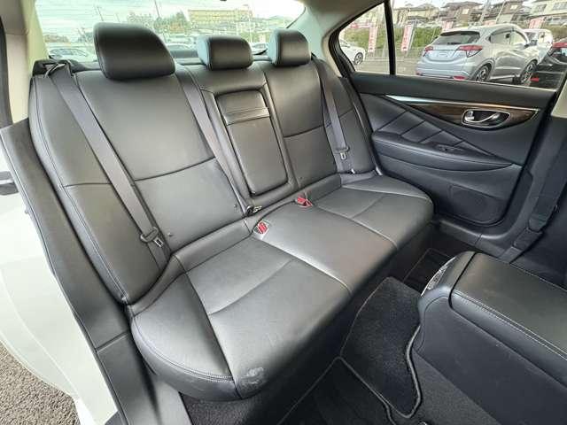 「２ｎｄシート」使用感がなく、キレイな状態です♪