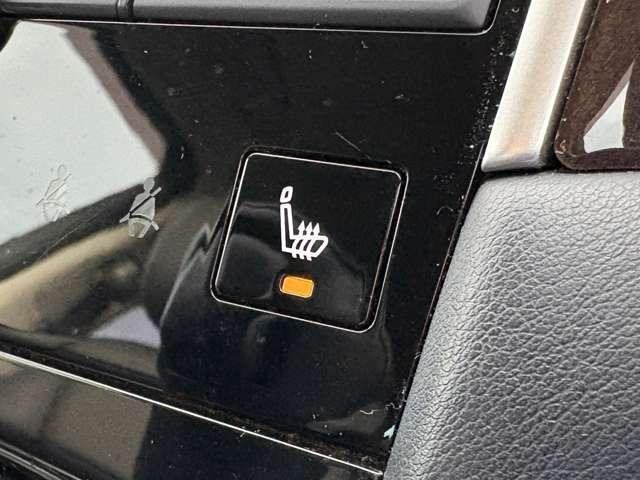 「シートヒーター」　寒い冬の必需品♪エアコンよりも早く暖めてくれます☆