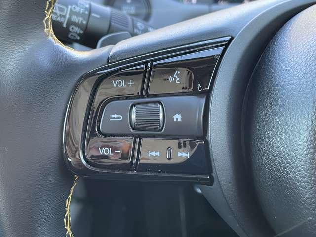 フィット ｅ：ＨＥＶ　ＲＳ　ホンダセンシング！カロッツェリアナビ＆フルセグＴＶ＆ＤＶＤ＆ＢＴ＆バックカメラ！ＬＥＤヘッドライト！オートライト！純正アルミ＆エアロ！半革シート！純正ＥＴＣ！パドルシフト！スマート（21枚目）