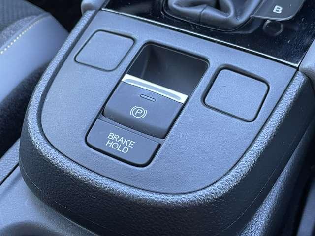 フィット ｅ：ＨＥＶ　ＲＳ　ホンダセンシング！カロッツェリアナビ＆フルセグＴＶ＆ＤＶＤ＆ＢＴ＆バックカメラ！ＬＥＤヘッドライト！オートライト！純正アルミ＆エアロ！半革シート！純正ＥＴＣ！パドルシフト！スマート（33枚目）