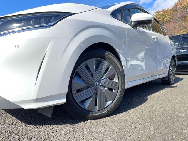 ノート Ｘ　エアリーグレーエディション　全方位運転支援システム！プロパイロット！純正コネクトナビ＆フルセグＴＶ＆ＢＴ！インテリジェントアラウンドビューモニター＆ルームミラー！アダプティブＬＥＤヘッドライト！オートライト！（11枚目）