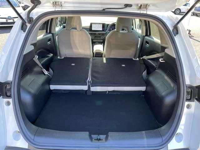 ノート Ｘ　エアリーグレーエディション　全方位運転支援システム！プロパイロット！純正コネクトナビ＆フルセグＴＶ＆ＢＴ！インテリジェントアラウンドビューモニター＆ルームミラー！アダプティブＬＥＤヘッドライト！オートライト！（15枚目）